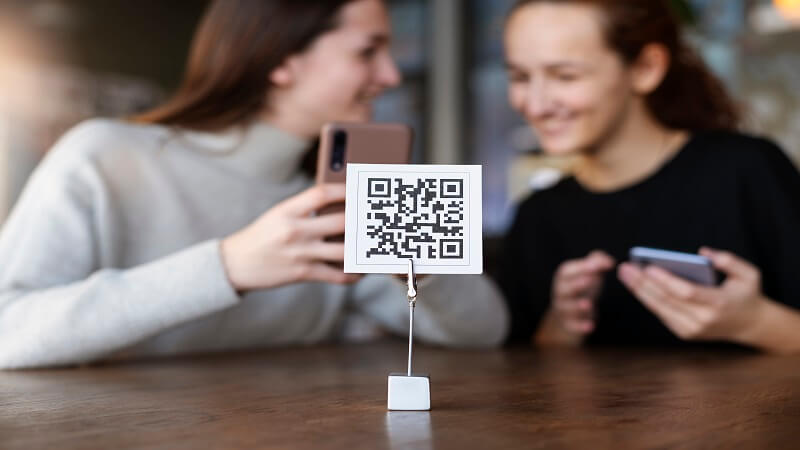 Why Everyone Is Using Online QR Code Generators in 2025