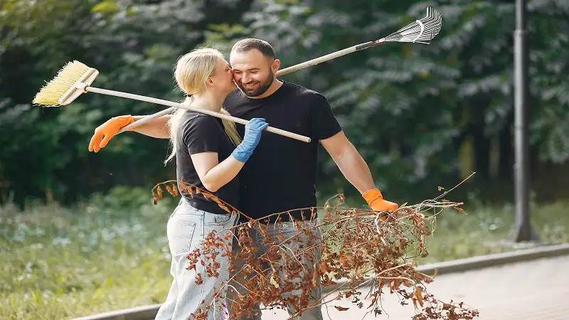 Power Washing Companies vs. DIY Cleaning: Which One Is Better?