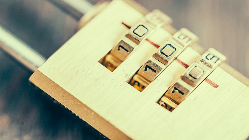 Why a Software House Is the Best Partner for Legacy System Modernization